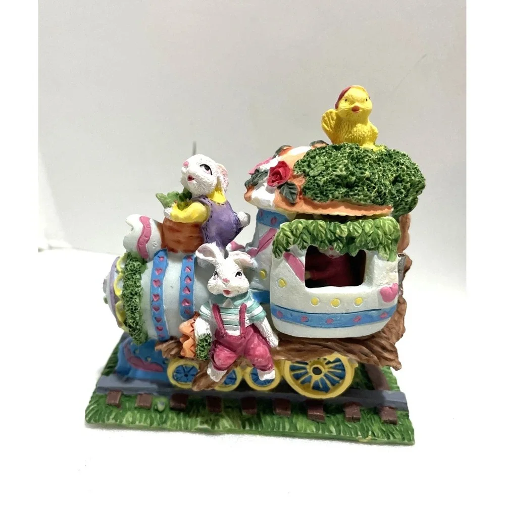 Vintage Easter Hinge Train 4 pc Set Caffco International Polyresin